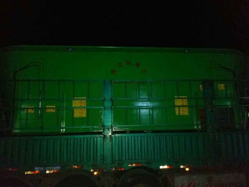 河南某公司購(gòu)買固定式TMR攪拌機(jī)